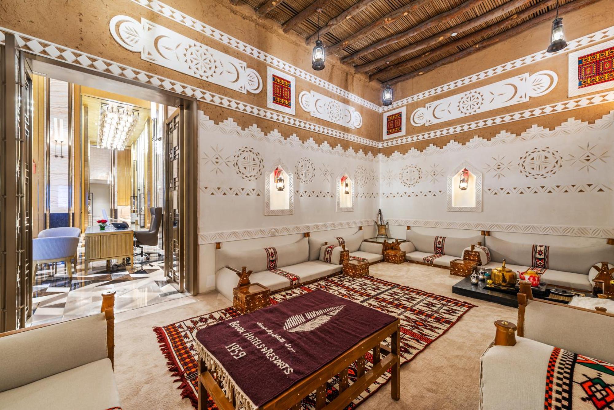 Narcissus The Royal Hotel Рияд Екстериор снимка Majlis